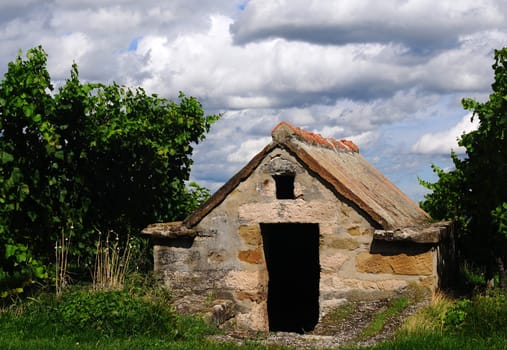 Weather shelter