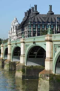 London&#039 s westminster bridge and nearby UK government buildings