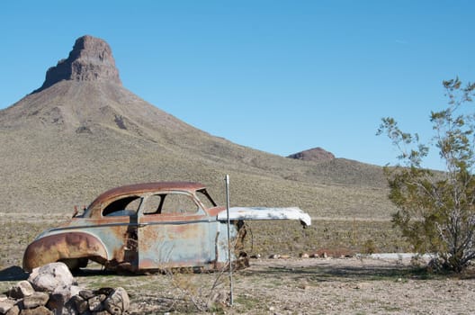 route 66 with old and rusty car