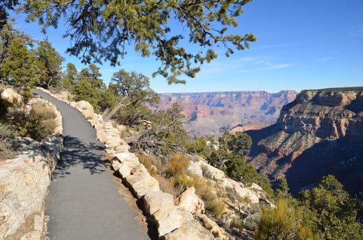 grand canyon walkway with beautiful sight in the canyon
