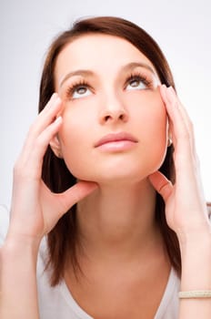 Young brunette woman portrait close up shoot