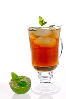 iced tea with lime and mint leaves