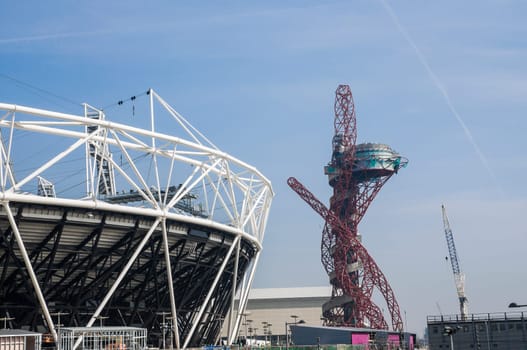 LONDON, UK – MARCH 24: Detail of London Olympics Stadium and Anish Kapoor&#039 s sculpture in the background on March 24, 2012 in London. The Olympic Park is due to be ready in summer for the games.