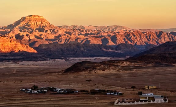 DAWN OVER THE GEBEL EL GUNNA