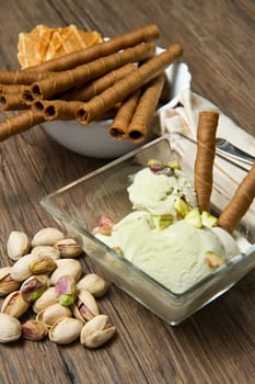 ice cream pistachio