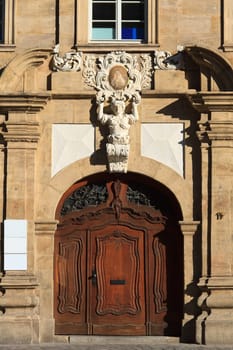 Gate