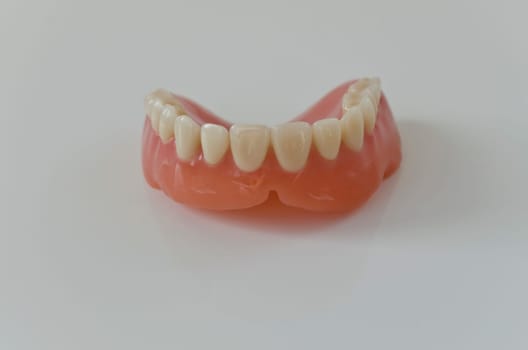 Removable dentures (ceramic)
