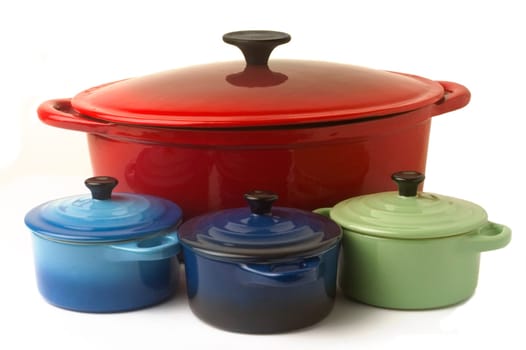 Mini casseroles individual which makes it possible individually to simmer a dish while adding an original character to the presentation.