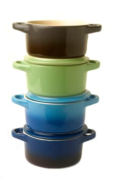 Mini casseroles individual which makes it possible individually to simmer a dish while adding an original character to the presentation.