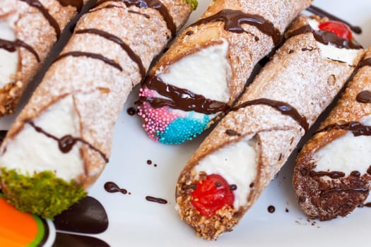Cannoli siciliani - Sicilian pastry on a dish
