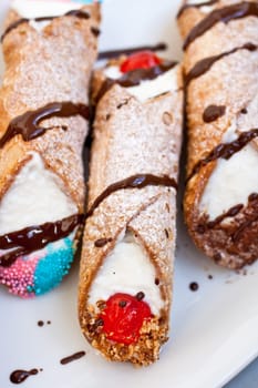 Cannoli siciliani - Sicilian pastry on a dish