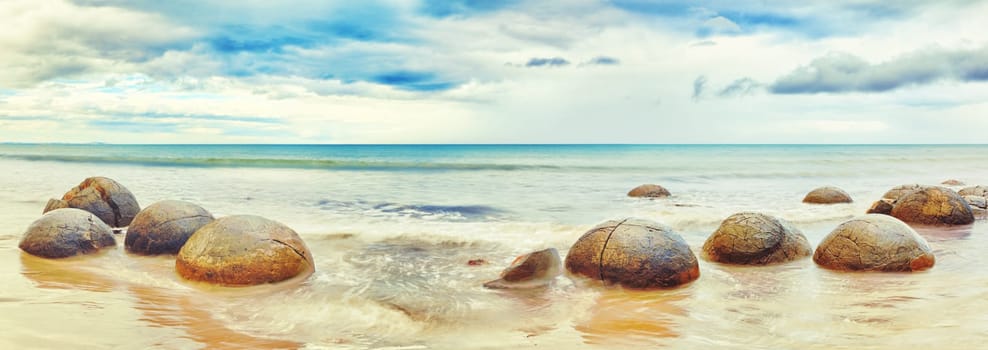 Moeraki Boulders panorama. New Zealand