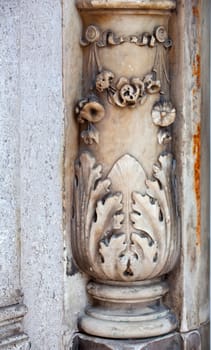 Detail of a column with acanthus leaves