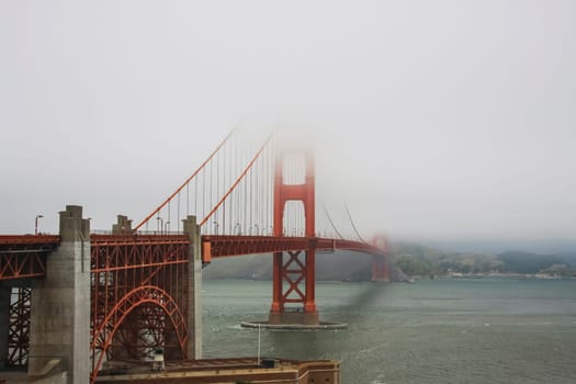 Golden Gate Bridge upper part fogged