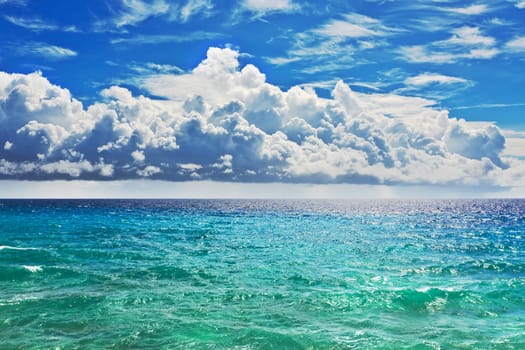Beautiful view of the clouds over the sea