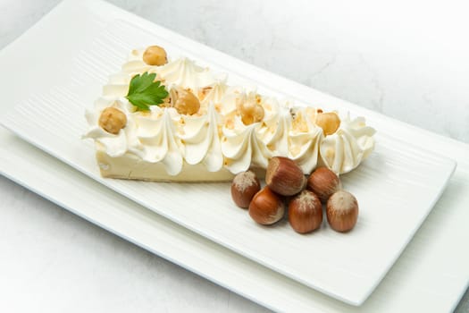 tarte with brie and hazelnut