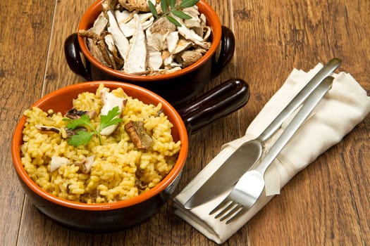 risotto with saffron and mushrooms