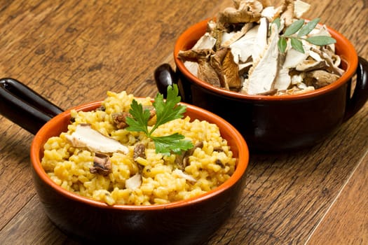 risotto with saffron and mushrooms