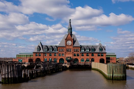 Old train station in New York - Statue cruise