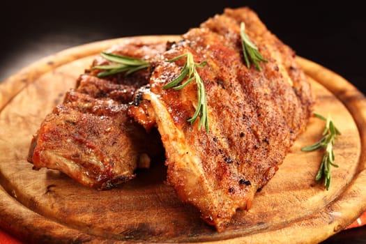 Freshly grilled BBQ spare ribs