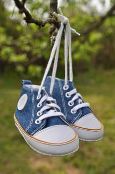 Children's shoes