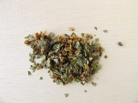 Hawthorn leaves with flowers,Crataegi folium flore