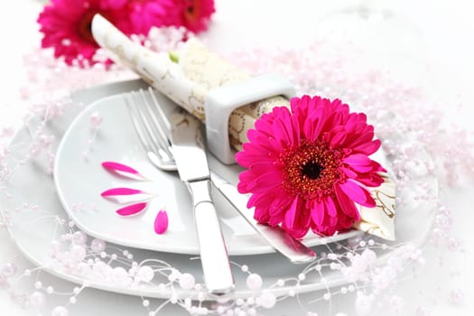 Romantic place setting in pink