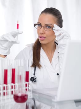 20-25 years old beautiful female doctor