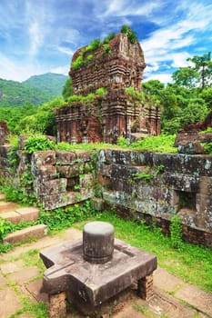 Hindu temples My Son