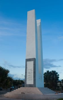 El Obelisco Hembra / The Female Obelisk, Malecon, Santo Domingo