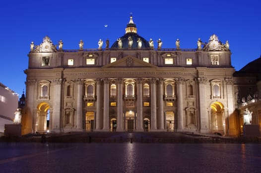 Vatican in night, Saint Peter Basilica