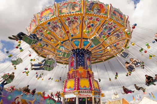 Chain carousel in Munich