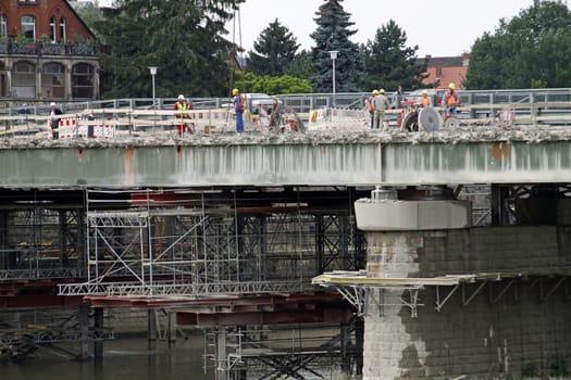 Demolition work Münsterbrücke Hameln