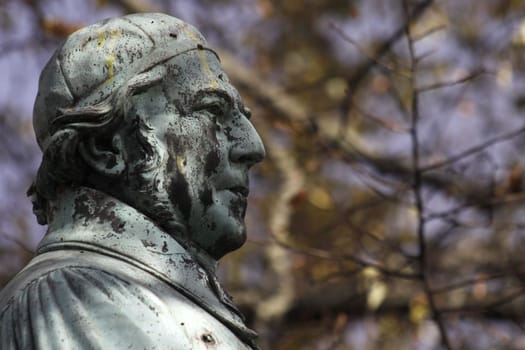 Monument to thugs in Hamelin