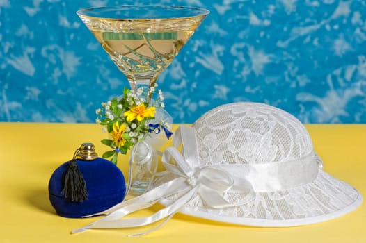 Arrangement with flowers and favors for wedding, baptism and First Communion