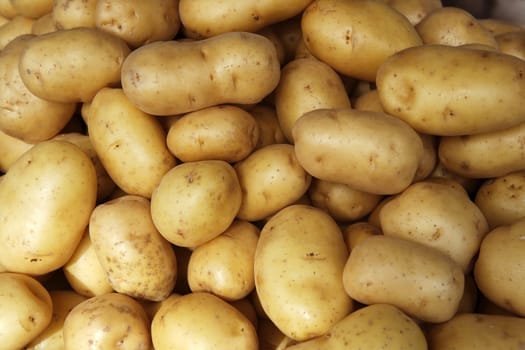 potatoes raw vegetables food pattern in market