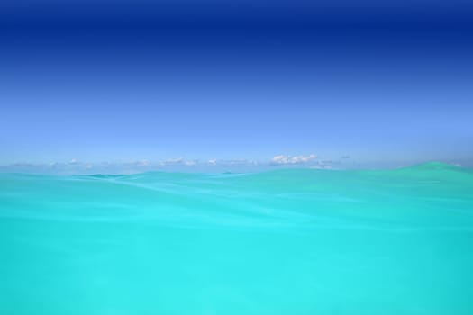 caribbean wave turquoise water high horizon