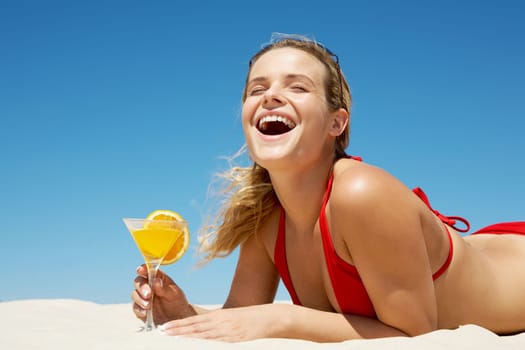 Portrait of charming woman screaming and holding cocktail