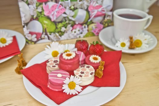 Colourful cakes for Easter