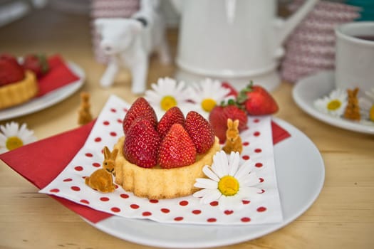 Fresh strawberry cake