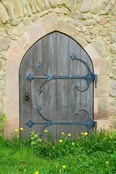 Side entrance to the castle