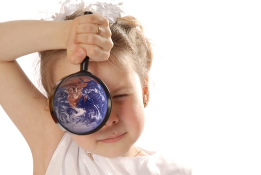 girl with magnifying glass