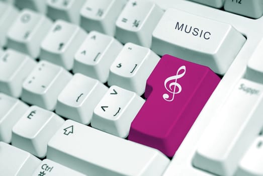 musical symbol on the computer keypad in purple