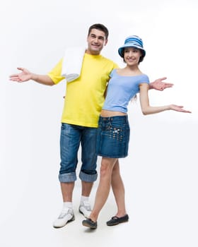 Portrait of happy couple wearing summer clothes ready to have a rest