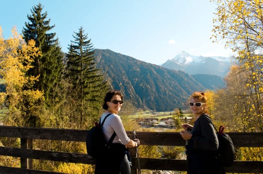 Two women hiking in the mountains (Austria)