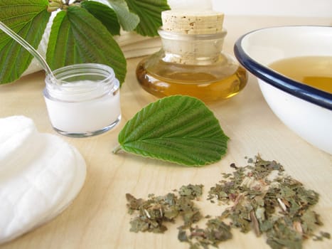 Bath tea,cream and tincture with witch hazel