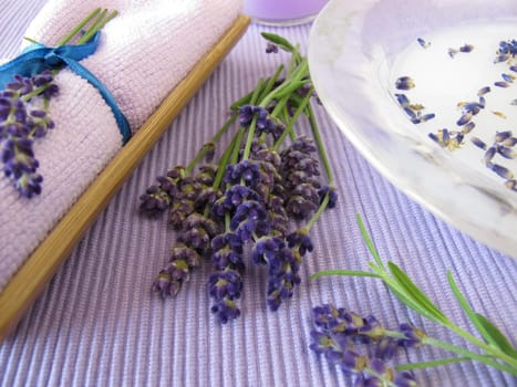 Bath additive with milk and lavender