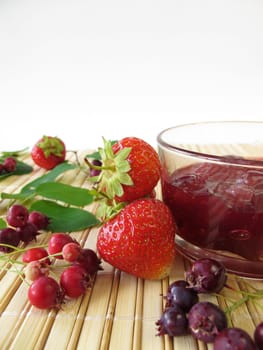 Jam with strawberries and rock pears