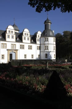 Schloss Neuhaus (Paderborn)