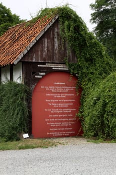 Red Ribbons Schloss Wendlinghausen